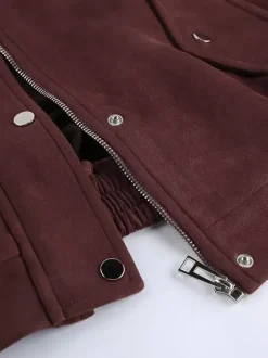 Veste courte en daim à épaules tombantes pour femme - Col montant fermeture éclair coupe ajustée - Tenues décontractées minimalistes pour le printemps 2026