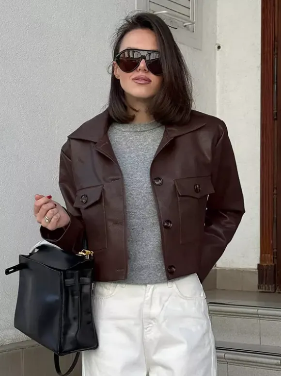 Veste courte femme en similicuir marron - Haut rétro à revers et boutons coupe carrée - Tenues décontractées printemps 2026