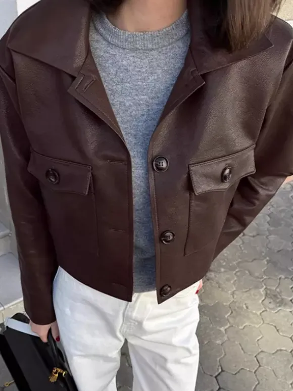 Veste courte femme en similicuir marron - Haut rétro à revers et boutons coupe carrée - Tenues décontractées printemps 2026