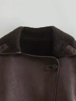 Veste en similicuir aux tons Maillard Revers en fausse peau de mouton Vêtements d'extérieur de printemps surdimensionnés pour femmes 2026