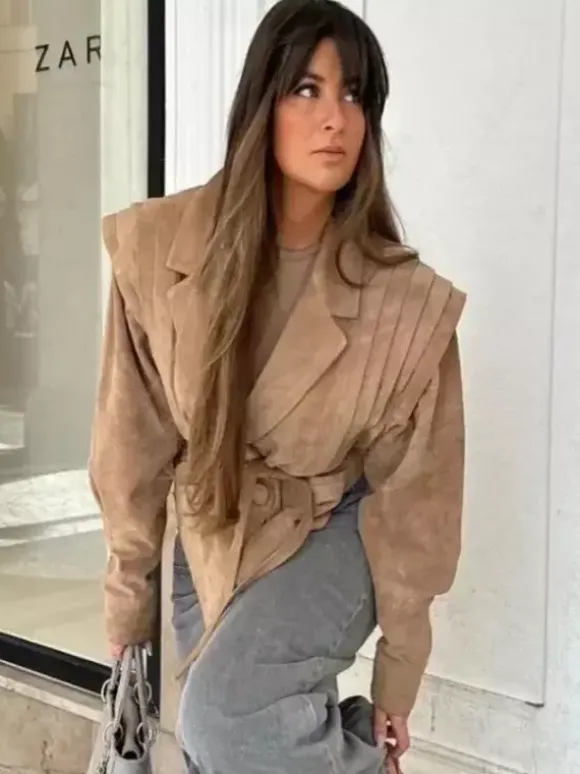 Veste portefeuille en suédine pour femme - Blazer marron tailleur coupe sablier épaules structurées - Collection printemps chic streetwear 2026